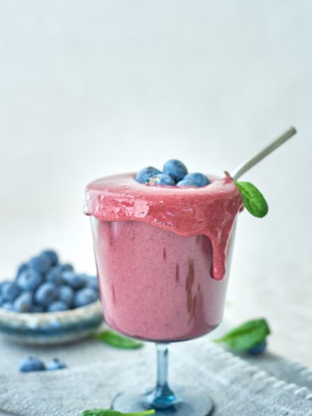 smuuti spinati ja mustikatega