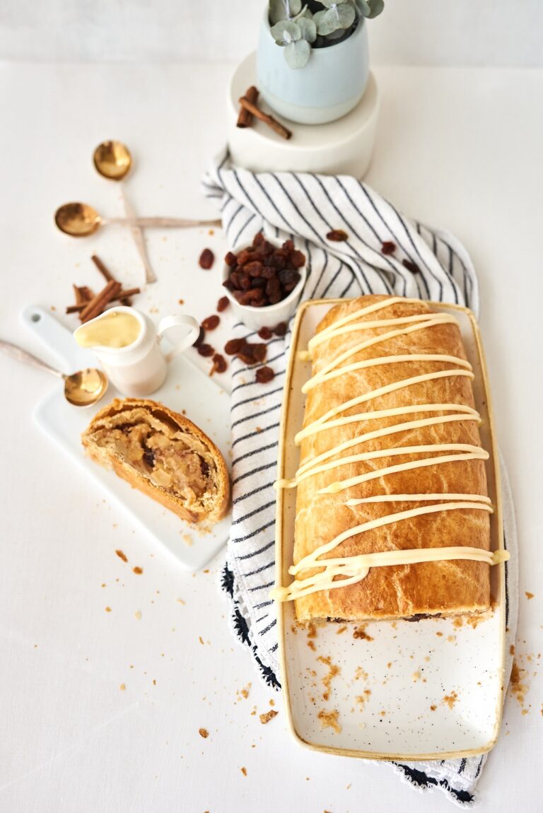 Õuna-rosinastruudel