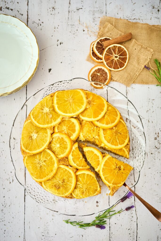 Tagurpidi porgandi-tsitruse kook