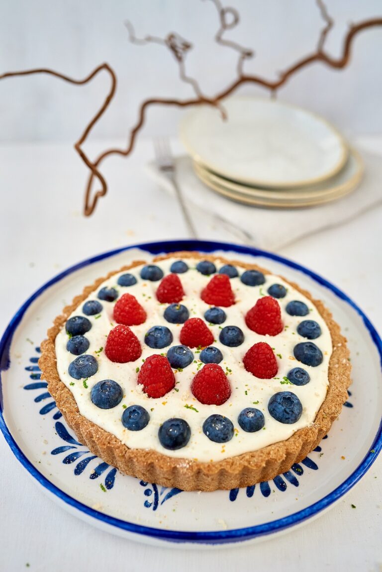 vahukoorekook marjadega