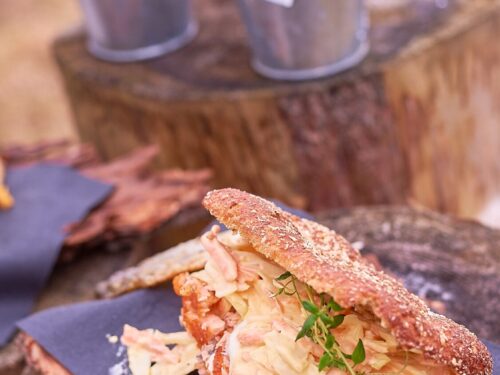 Rebitud lõhe burger