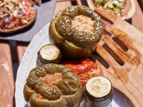 Kreekapärased täidetud köögiviljad