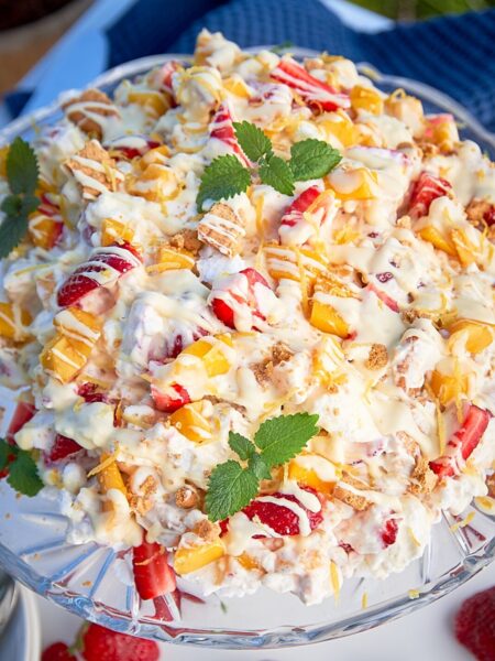 Udupea kook ehk mango-maasika segadus